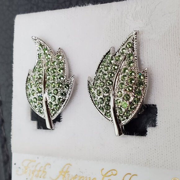 FAC Silvertone Green Peridot Colour Rhinestone Leaf Clip on Earrings - Picture 4 of 10